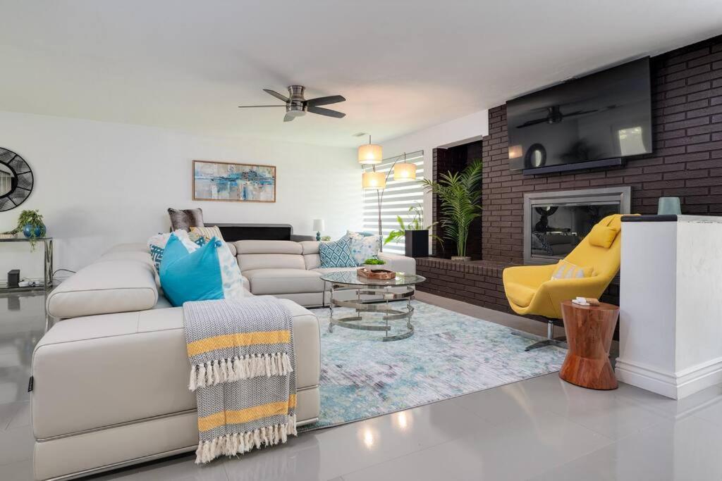 Uf Sunshine House - Patio & Bbq - Chef Kitchen - Ev Car Station - Upscale Neighborhood! Villa Gainesville Ngoại thất bức ảnh